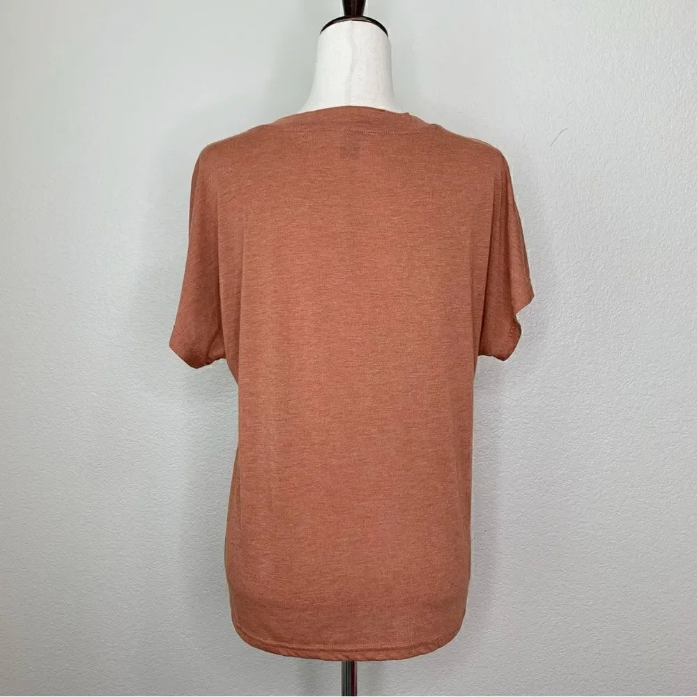 Emery Rose Women’s Size Medium Comfy V-neck Batwing Short Sleeves Tee